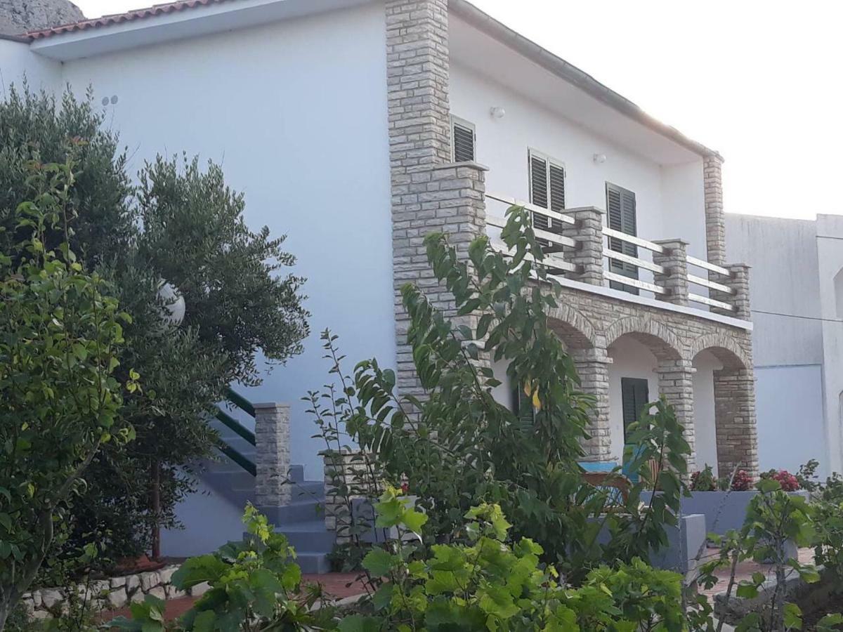 Apartments Pag Holiday Pag Town Exterior photo